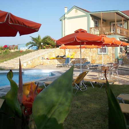 Zest @ XI Beach Lixouri Esterno foto